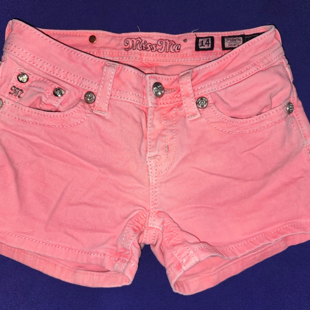 Girls miss me shorts
